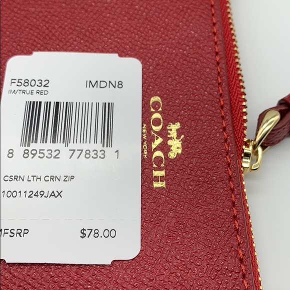 COACH Corner Zip Wristlet True Red/Light Gold - Picture 8 of 8
